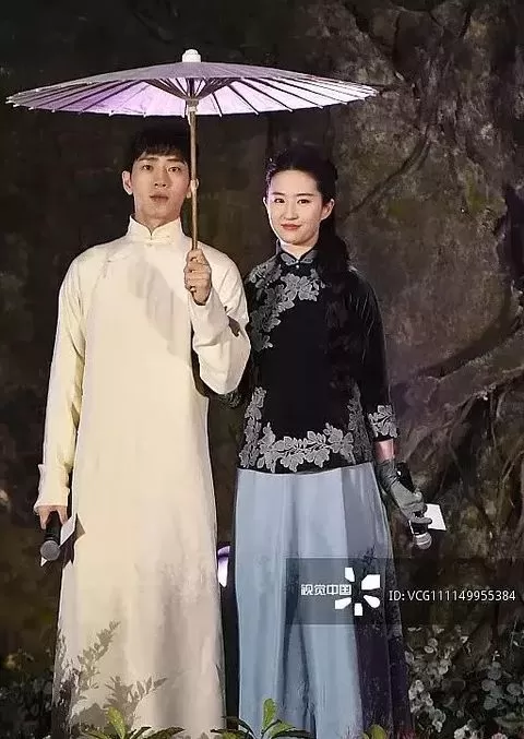 刘亦菲怎么“胖”成这样了?