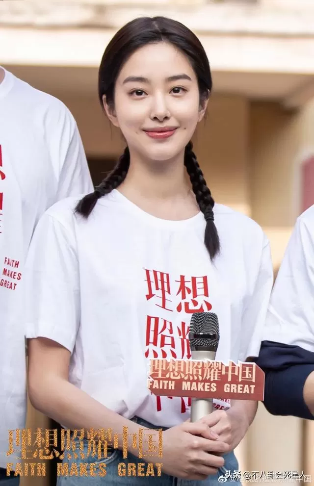 从刘亦菲到杨采钰刘亦菲,翅膀硬了,她们就不再需要陈金飞了