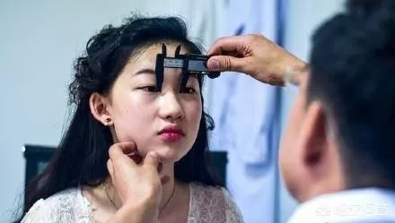 为什么有人说“刘亦菲的美”是一个经久不衰的话题刘亦菲?