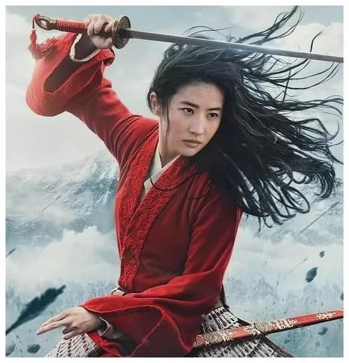 刘亦菲内衣大片曝光刘亦菲,腰部圆润显粗壮,挑战一字马秀紧实大腿