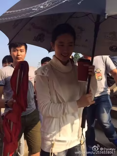 致青春：媒体报道，影迷探班，拍摄花絮图集汇总
