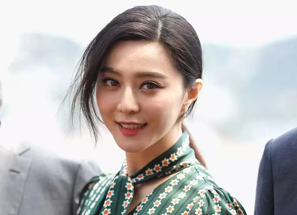 刘亦菲不再是“神仙姐姐”,现在已经“还俗”了!