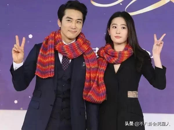 从刘亦菲到杨采钰刘亦菲,翅膀硬了,她们就不再需要陈金飞了