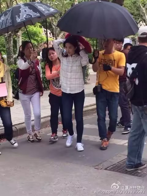 致青春：媒体报道，影迷探班，拍摄花絮图集汇总