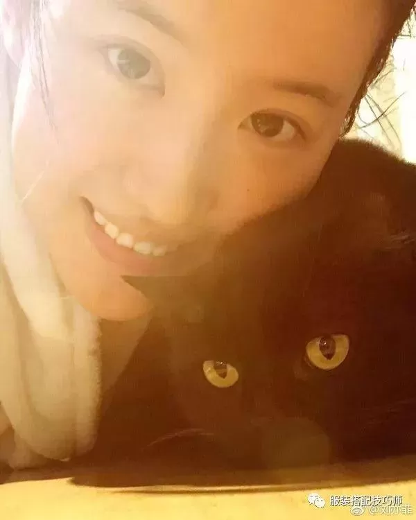 刘亦菲宋承宪分手!分手后的刘亦菲衣品美让人心碎!