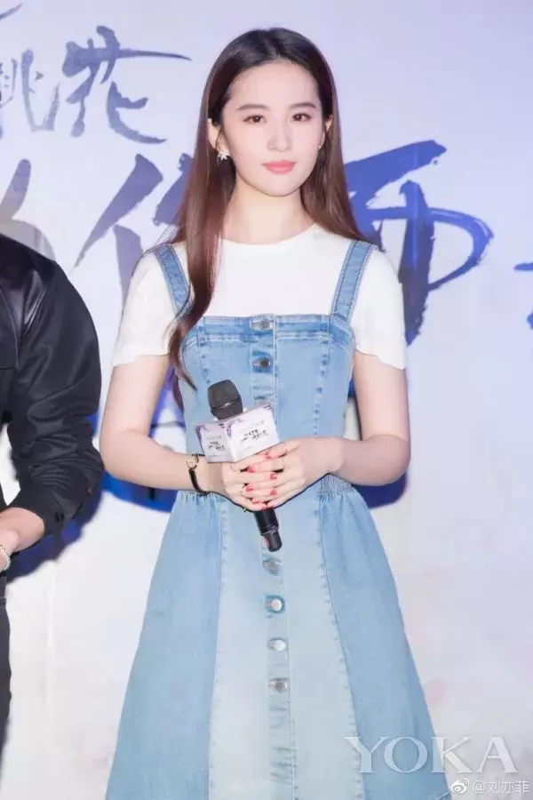 许久不见的刘亦菲颜值依旧能超能打！