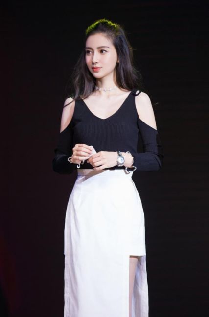 女星争相露肩，杨颖、刘诗诗竟把刘亦菲秒成渣？