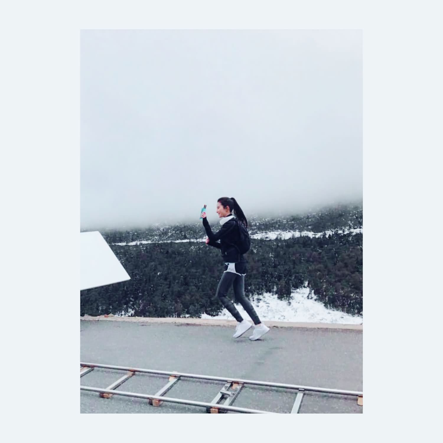 云南香格里拉高海拔拍摄《温碧泉》新一季广告