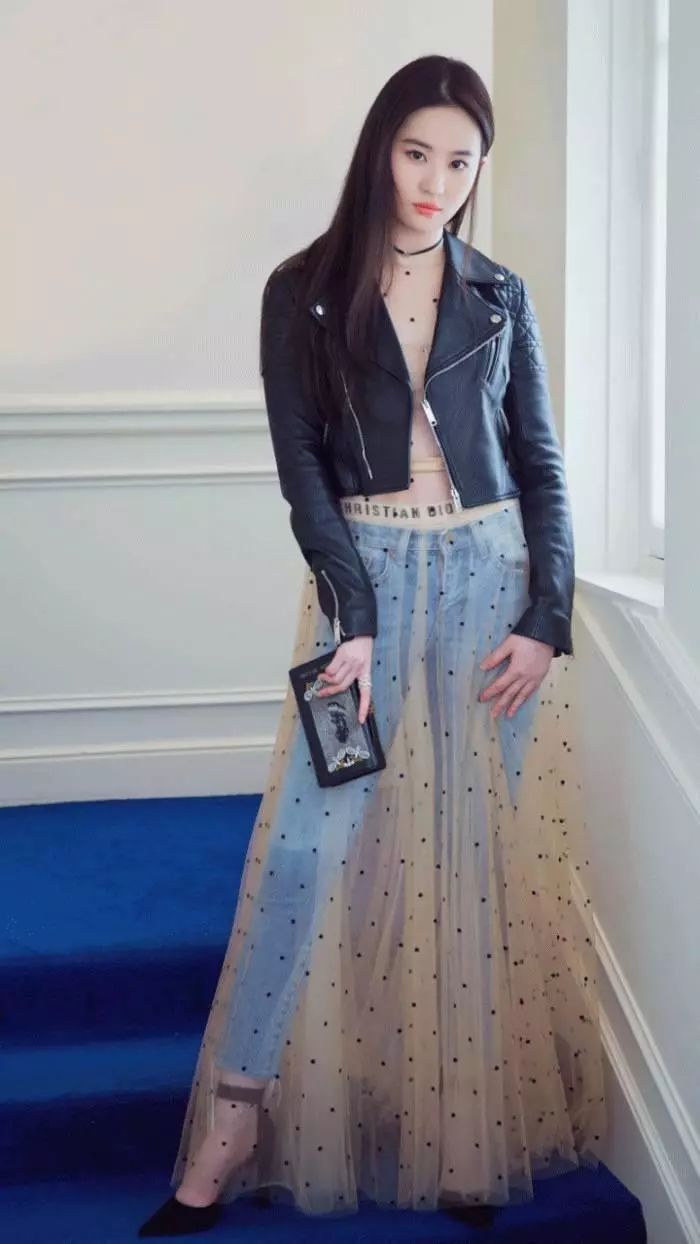 纱裙像蚊帐?Angelababy、刘亦菲、赵丽颖......却抢着穿!