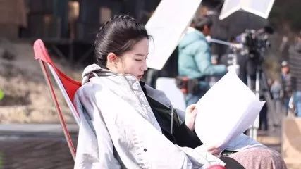 刘亦菲耍大牌气晕导演?刘亦菲霸气回应!获圈内好友力挺