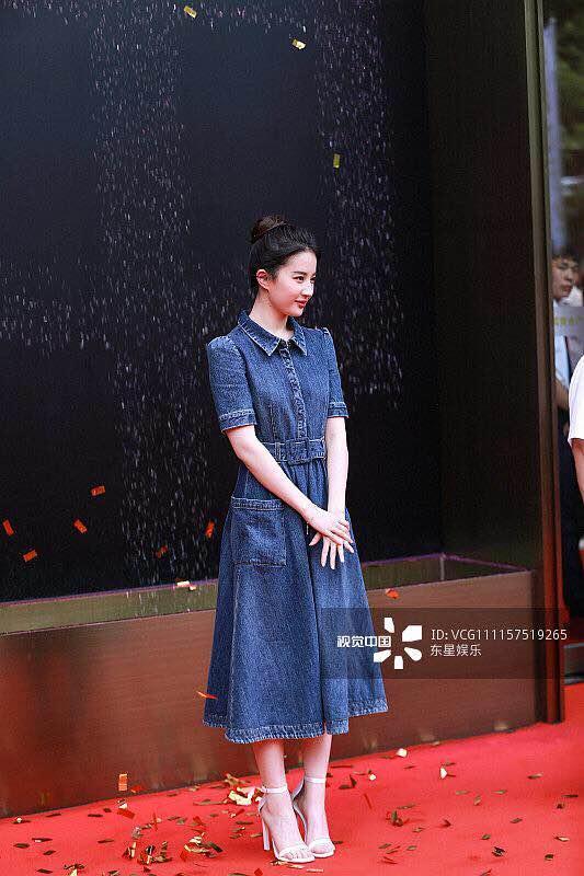 刘亦菲终于出关,网友发现:这是重回颜值巅峰了?