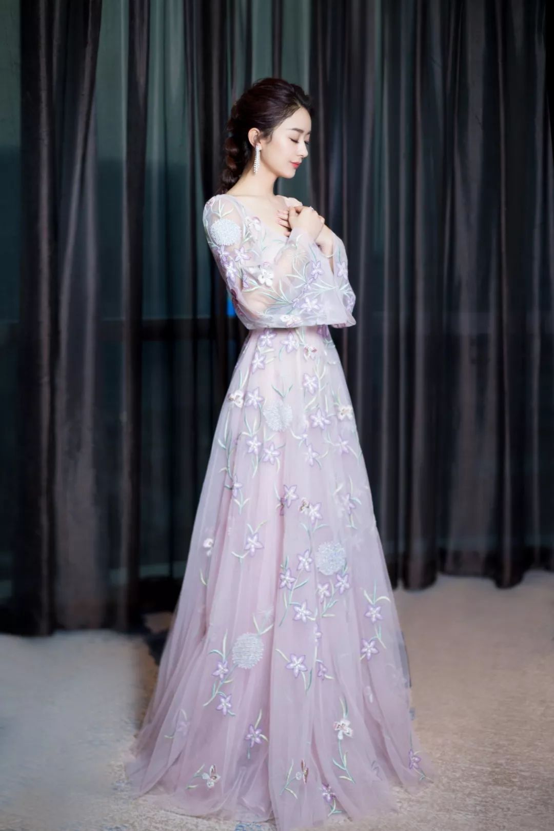 纱裙像蚊帐?Angelababy、刘亦菲、赵丽颖......却抢着穿!