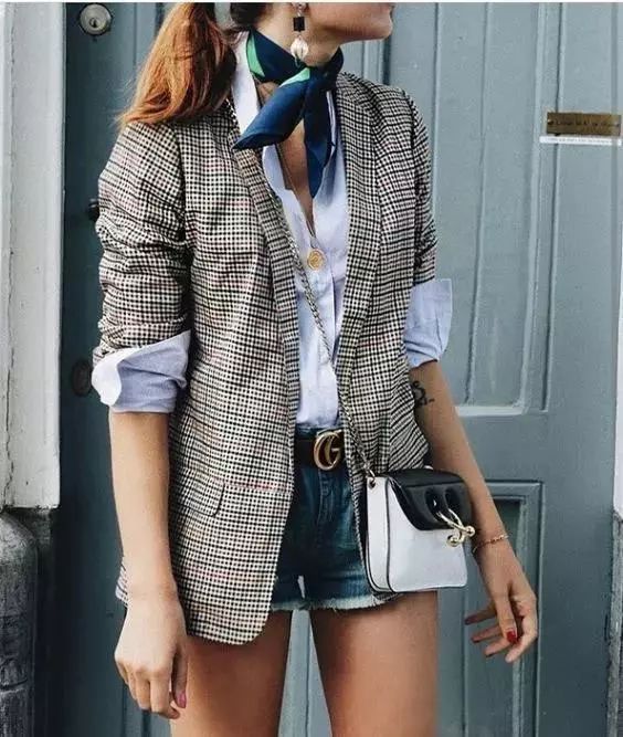 刘亦菲的天仙颜值,竟输给这件衣服?