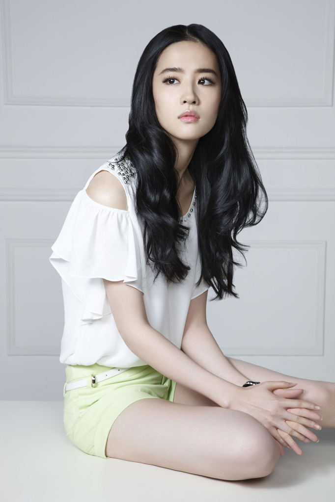 卓多姿2014夏裝