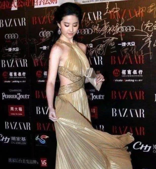 刘亦菲不再是“神仙姐姐” 现在已经“还俗”了!