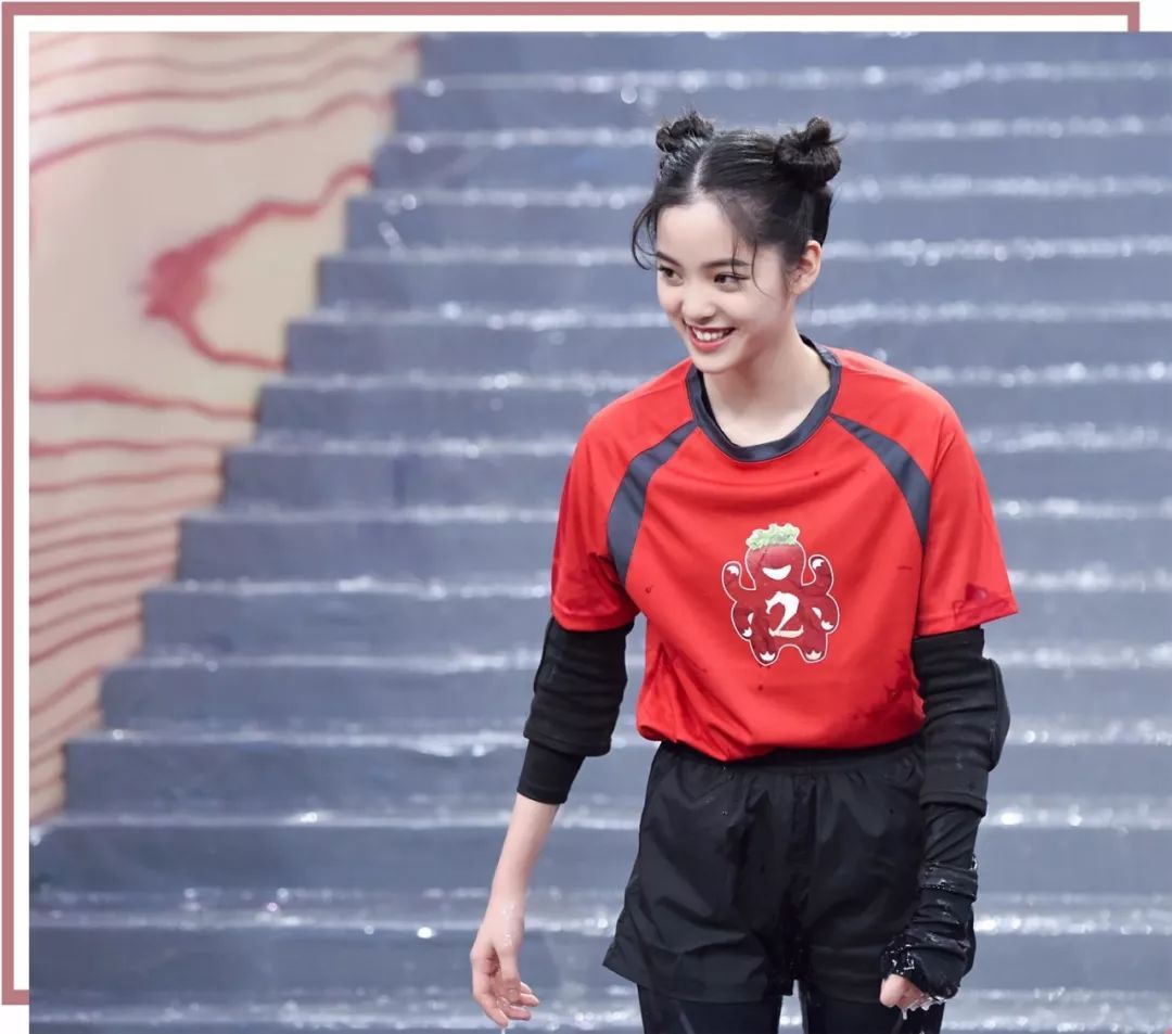 倪妮、刘亦菲都在扎的辫子,简单易学又时髦